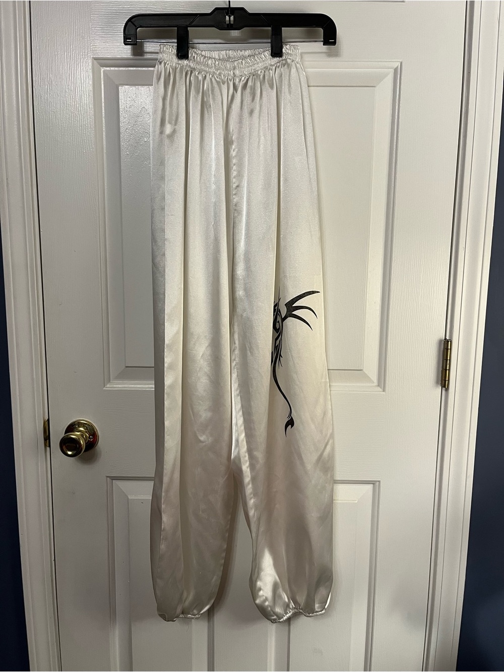 Women White/Cream Satin Pants Elastic waist & Ankles w/ Chinese Dragon Emblem XS